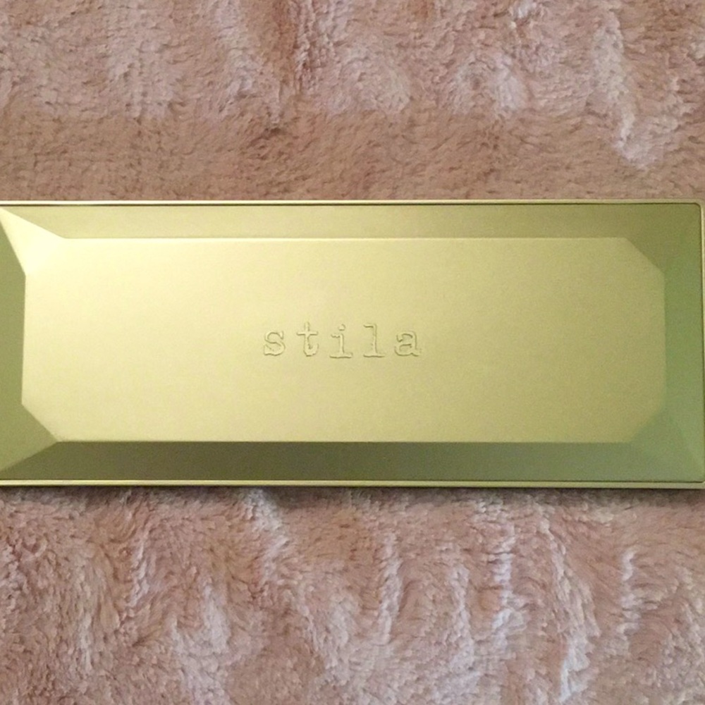Stila Happy Hour Eye Shadow Palette